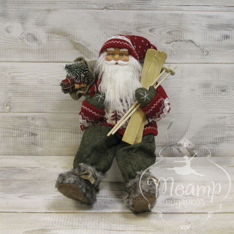 Санта сидящий с мешком и лыжами 46 см. (СК619-D006)