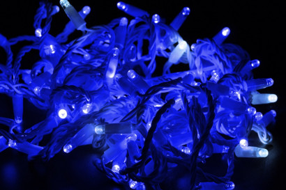 Светодиодная нить 100 синих LED ламп, 10 м., 24В, мерцание, белый провод ПВХ, Teamprof (TPF-S10CF-24V-CW/B)