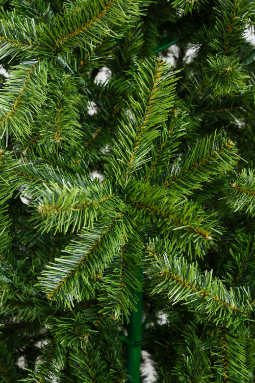 Интерьерная искусственная елка Рублевская зеленая 7 м., ствольная, ПВХ, Green Trees (GT7RUPVC)