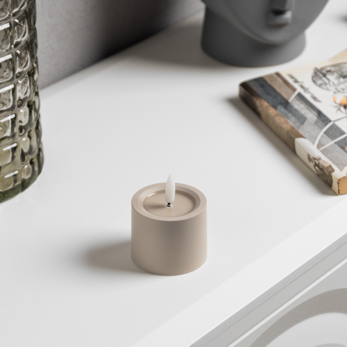  Светодиодная свеча бежевая 6×8×6 см., пластик, батарейки АААх2, Luazon Lighting (9907598)