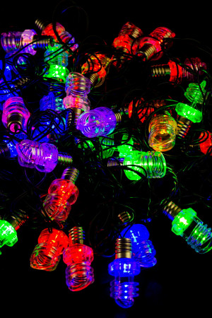 Светодиодная нить Лампочка 8 м., 40 разноцветных LED ламп, зеленый провод, Winner Light (m.01.5G.40+(12))