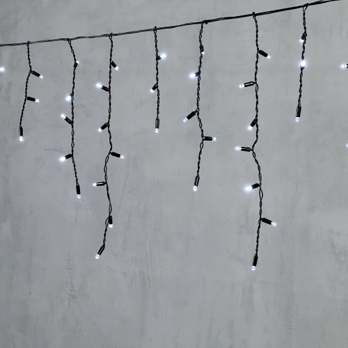  Светодиодная бахрома с колпачком 3,1*0,5 м., 120 холодных белых LED ламп, черный провод ПВХ, IP65, LTC (PIL120CAP-11-2W) 