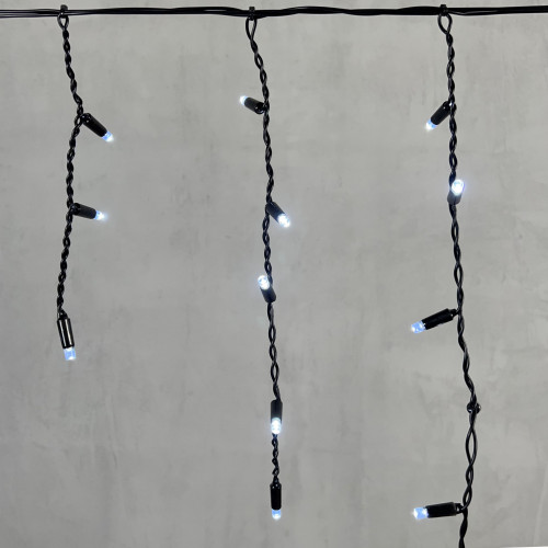  Светодиодная бахрома с колпачком 3,1*0,5 м., 120 холодных белых LED ламп, черный провод ПВХ, IP65, LTC (PIL120CAP-11-2W) 