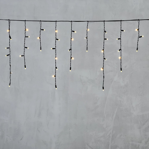  Светодиодная бахрома с колпачком 3,1*0,5 м., 120 теплых белых LED ламп, черный провод ПВХ, IP65, LTC (PIL120CAP-11-2WW) 