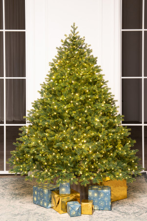 Искусственная елка Эрмитажная 150 см., теплых белых микро LED ламп, 100% литая хвоя, ЕлкиТорг (95150)