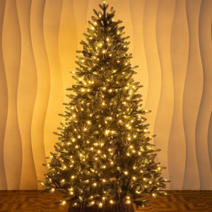 Искусственная елка Никольская 210 см., 100% литая хвоя, 450 теплых белых Led ламп, ЕлкиТорг (68210)