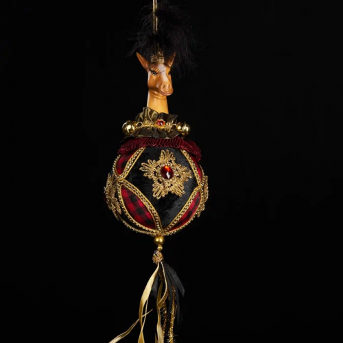 Лошадь леди с черным пером, Christmas DeLuxe (13361) в Санкт-Петербурге