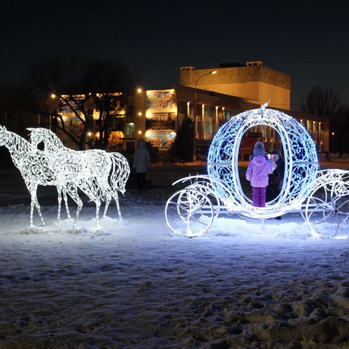 Светодиодная фотозона Карета Золушки с конями 250 см., Сад Радости (SR121)