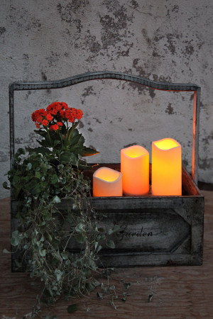 Свеча LED PAUL Plastic 15х7,5 см , бежевый, на батарейках, с мерцанием (067-29)