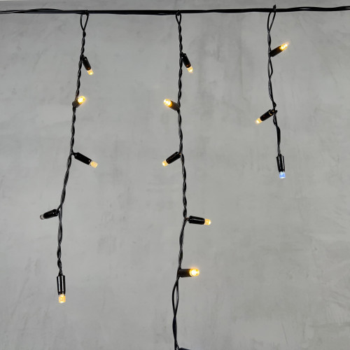  Светодиодная бахрома с колпачком 3,1*0,5 м., 120 теплых белых LED ламп, мерцание, черный провод ПВХ, IP65, LTC (PIL120BLWCAP-11-2WW) в Санкт-Петербурге