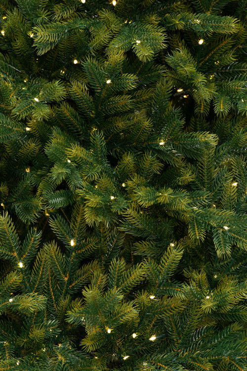 Искусственная елка Эрмитажная 240 см., теплых белых микро LED ламп, 100% литая хвоя, ЕлкиТорг (95240)