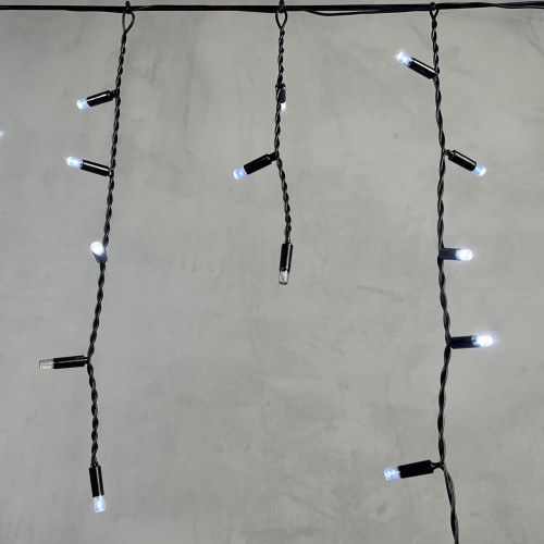 Светодиодная бахрома с колпачком 3,1*0,5 м., 120 холодных белых LED ламп, мерцание, черный провод ПВХ, IP65, LTC (PIL120BLWCAP-11-2W)