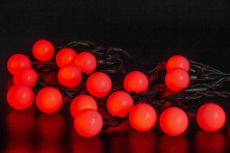 Светодиодная гирлянда шарики 5 м., 20 красных LED, статика, черный резиновый провод, Teamprof (TPF-S5-20C/24V-40B-SRB/R)