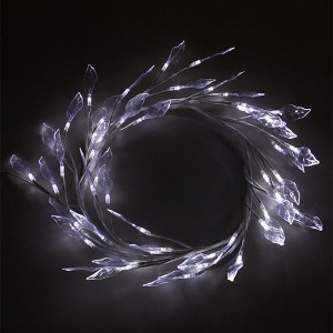 Светодиодная флористика Венок с листьями 28 см., 220V, 48 холодных белых LED ламп, белый провод, Beauty Led (LC176L-B048A-304)
