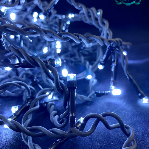 Светодиодная мерцающая бахрома 25 м., нити 0,6*0,4*0,3 м., 850 холодных белых LED, черный ПВХ, IP 54, соединяемая, Winner (w.02.6B.850.F+)