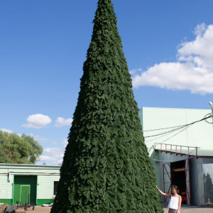 Уличная елка Русская зеленая 28 м., каркасная, ПВХ, Green Trees (GT28RUSPVC)