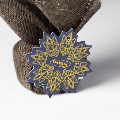 Светодиодная фигура Ёлка с ягодами и шишками 11.5×27×7.5 см., пластик, батарейки CR2032х2, Luazon Lighting (7992926)