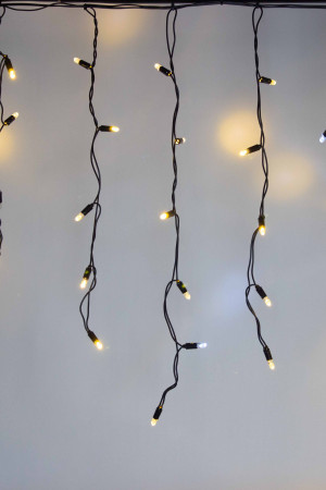 Светодиодная бахрома 108 теплых белых LED ламп, 3*0.6 м., 220В, статика, черный провод ПВХ, Teamprof (TPF-i3*0.6-CB/WW)