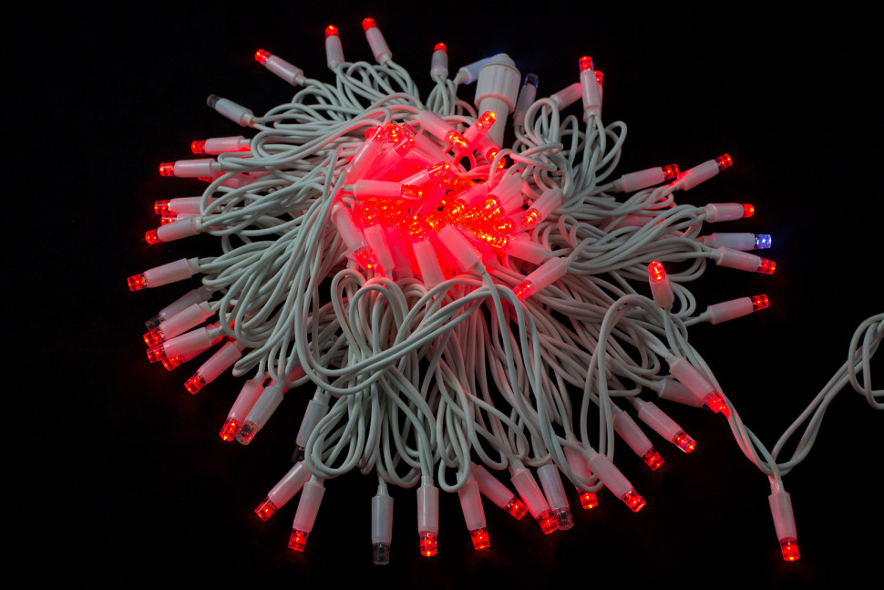 Светодиодная нить с мерцающим диодом 10 м., 220V, 100 красных LED ламп, белый каучук, соединяемая, Winner Light (R.01.7w.100+)