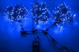 Комплект гирлянд 3 нити по 20 м, 24В, 600 синих LED ламп, мерцание, черный провод ПВХ, Teamprof (TPF-S3*20F-B/B)