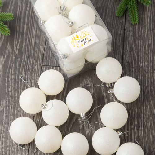 Набор пластиковых шаров Вероника 60 мм., белый глиттер, 12 шт., ЕлкиТорг (150223) в Санкт-Петербурге