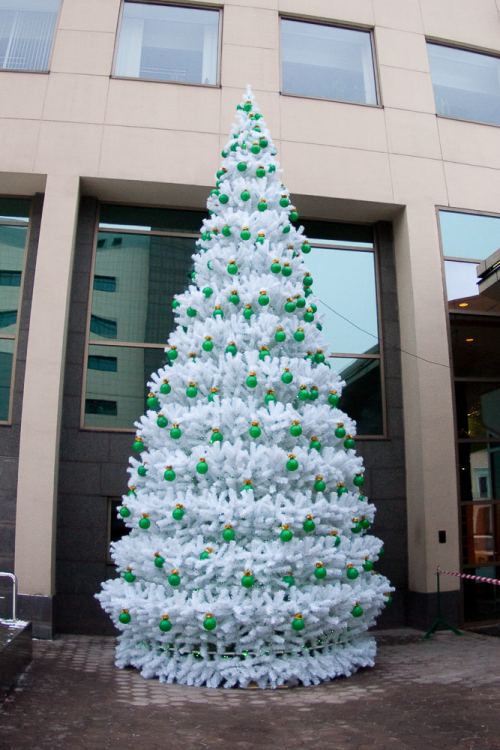 Уличная елка Уральская белая 26 м., каркасная, ПВХ, Green Trees (GT26URPVCW)