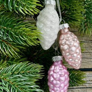 Набор стеклянных украшений Гроздь Шишек, 3 шт., 6 см., лилово-розовый, Christmas DeLuxe (89873)