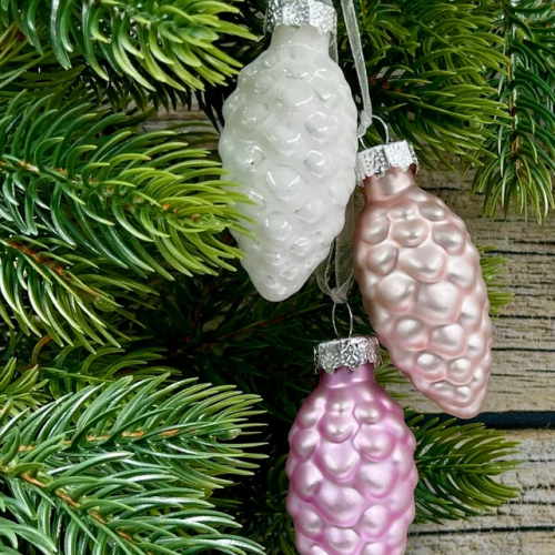 Набор стеклянных украшений Гроздь Шишек, 3 шт., 6 см., лилово-розовый, Christmas DeLuxe (89873)