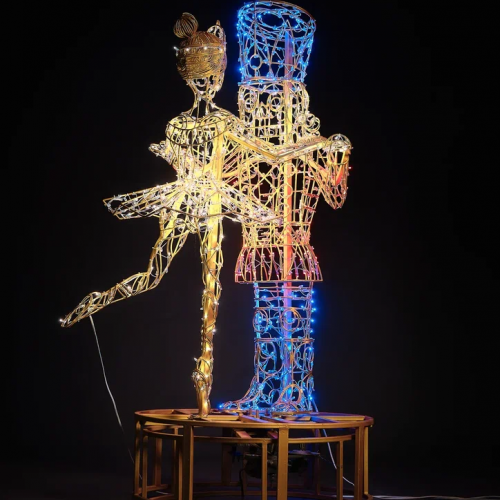 Светодиодная фигура Щелкунчик и балерина 200 см., Сад Радости (SR138)