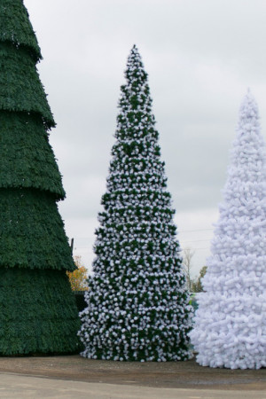 Уличная сосна Евро-2 зеленая c белыми кончиками 8 м., каркасная, Леска, Green Trees (GT8EVLESWK)