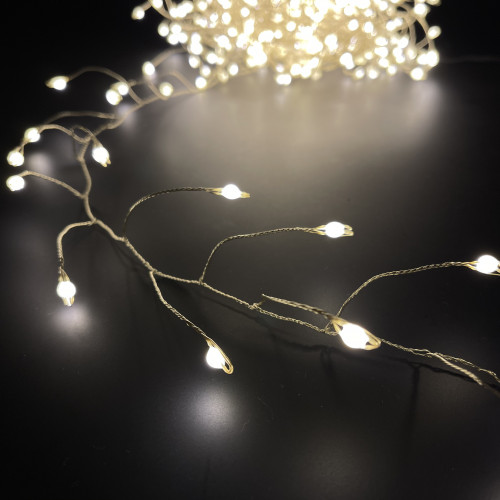 Светодиодная нить Капли 600 белых ламп, 15 м., 24В, серебряный провод, LUCA (84912)