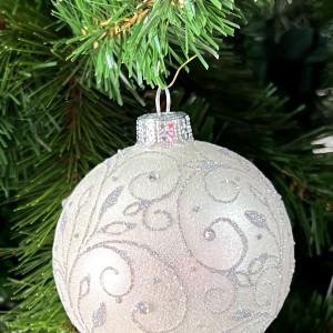 Стеклянный шар Серебряная сказка, 1 шт., белый, Irena CO (91713)