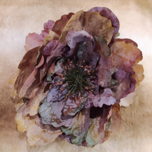 Декоративный цветок на клипсе пион, коричневый, 8*14 см. House of Seasons (84778)