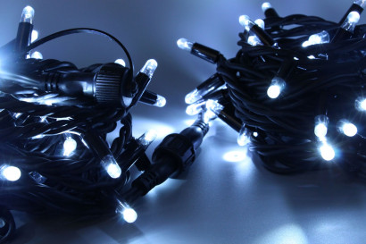 Светодиодная нить 100 холодных белых LED ламп, 10 м., 220В, статика, черный резиновый провод 2,3 мм., Teamprof (TPF-S10C-220V-SRB/W)