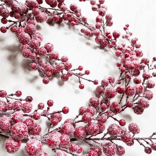 Гирлянда заснеженная из красных ягод 180 см., Christmas DeLuxe (89126)