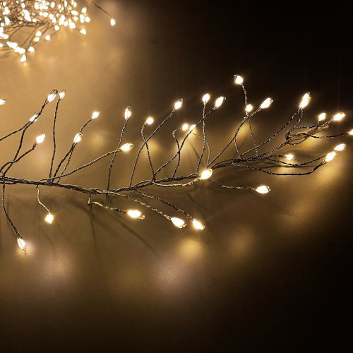 Светодиодная нить кластер 960 теплых белых ламп, 6 м., 24В, 8 режимов, таймер, черный провод, LUCA (85409)