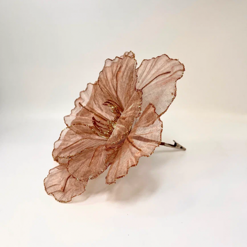 Декоративный цветок Воздушный поток 27 см., шампань, на клипсе, органза, Christmas DeLuxe (13527) в Санкт-Петербурге