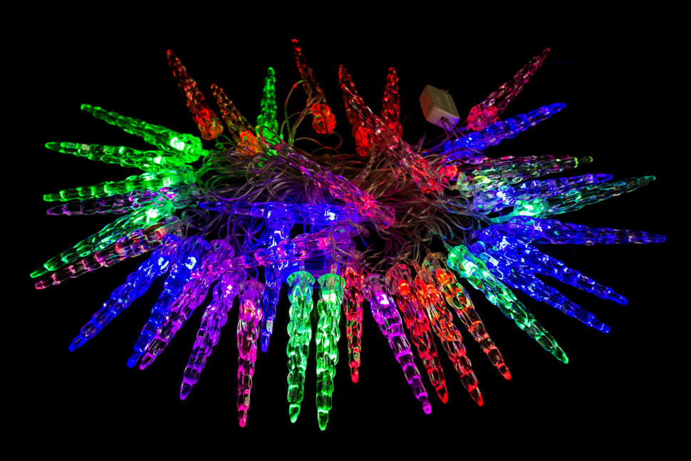 Гирлянда тающие сосульки 8 м., 40 разноцветных LED ламп, прозрачный провод, соединяемая, Winner Light (01.5T.40-(2)) в Белгороде