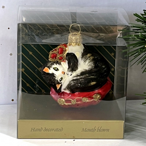 Елочное украшение Кошка на подушке, стекло, 6,5 см., 1 шт., Irena CO (51014)
