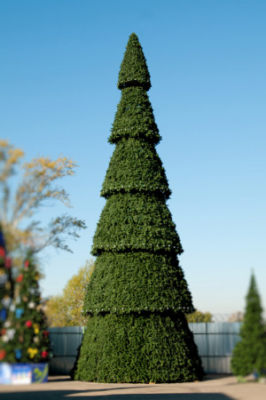 Уличная елка сегментная Сибирская зеленая 27 м., каркасная, ПВХ, Green Trees (GT27SIBPVC)