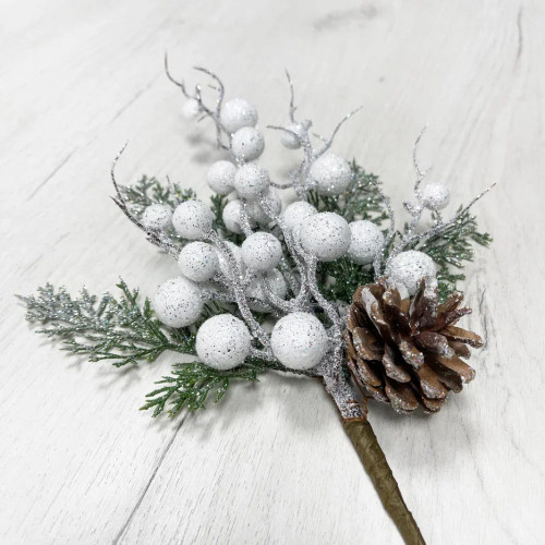 Ветвь заснеженная Блестящая с белыми ягодами и шишками 35 см., Christmas DeLuxe (89185)