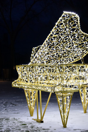 Светодиодная фигура Рояль 180 см., Сад Радости (SR150)