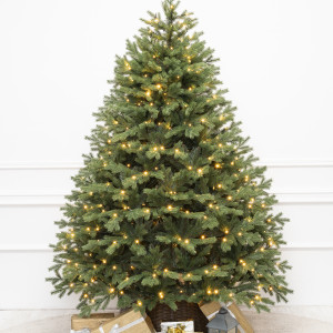 Искусственная елка Графская Премиум 240 см., 781 теплых белых LED ламп, Литая хвоя+ПВХ, ЕлкиТорг (137240)