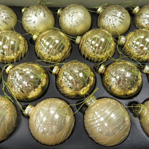 Набор стеклянных шаров Золотая россыпь 70 мм., 18 шт., золото, Christmas DeLuxe (86790)