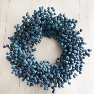 Венок из голубых ягод 40 см., Christmas DeLuxe (89966)