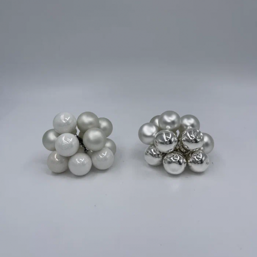 Гроздь стеклянных шаров Ягодный хоровод 2 см., 10 шт., первый снег, Christmas DeLuxe (89868) в Санкт-Петербурге