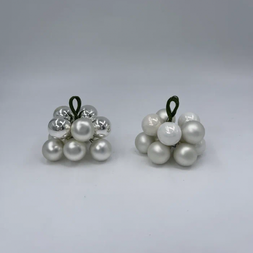 Гроздь стеклянных шаров Ягодный хоровод 2 см., 10 шт., первый снег, Christmas DeLuxe (89868)