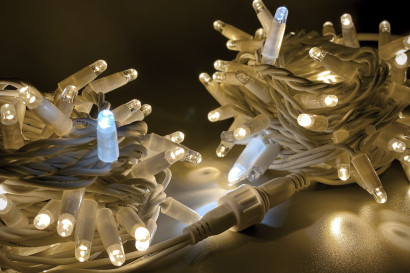 Светодиодная нить 100 теплых белых LED ламп, 10 м., 220В, мерцание, белый резиновый провод, Teamprof (TPF-S10CF-220V-RW/WW)