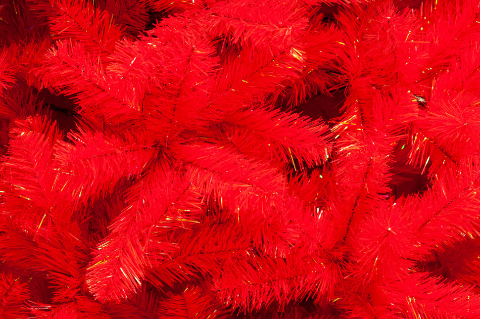 Искусственная елка Искристая 210 см., красная, мягкая хвоя, ЕлкиТорг (152210)