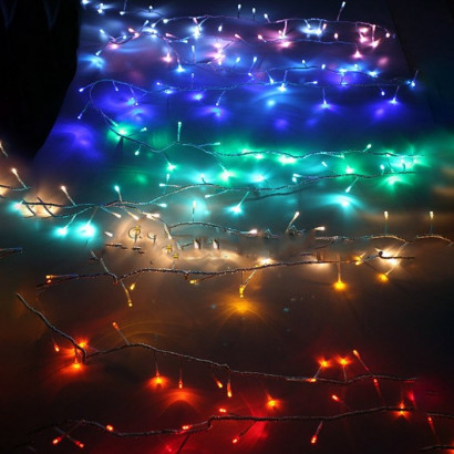 Светодиодная нить с эффектом бегущий огонь 10 м, 24V., 200 разноцветных LED ламп, прозрачный провод, Beauty Led (EST200-SH10-1M) 
